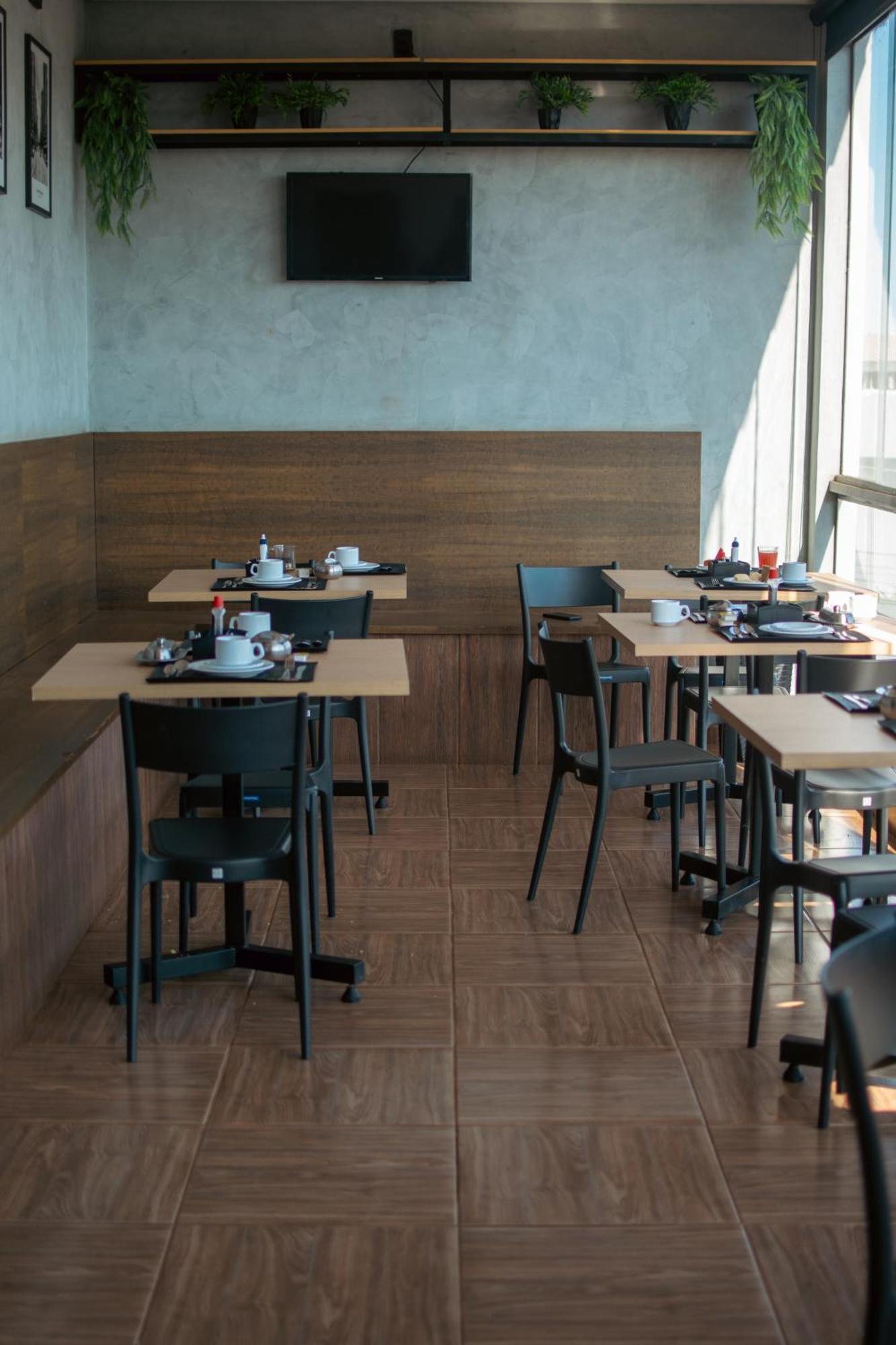Pling Hotel Жатаи Экстерьер фото